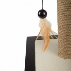 All For Paws Krabpaal Comfort Met 2 Speeltjes -Trixie Winkel all for paws krabpaal comfort met 2 speeltjes 2