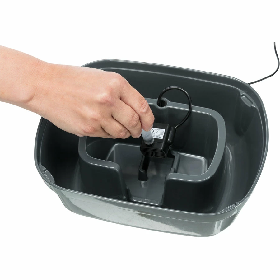 Trixie Drinkfontein Polygon 9 Trixie Drinkfontein Polygon - Afbeelding 9